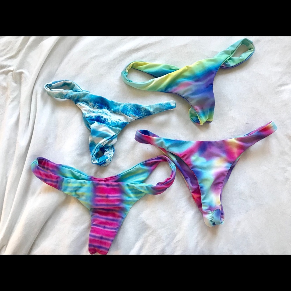 MOANA BIKINI RUNCH BOTTOMS SIZE L (fits M/L)